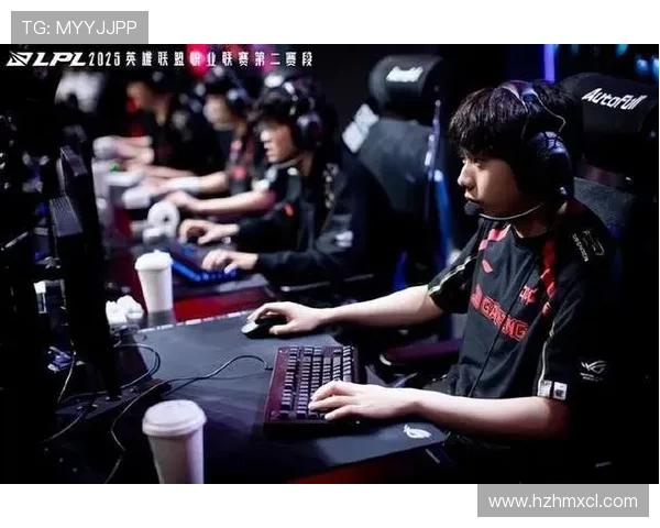 LPL世界赛回顾:荣耀与遗憾交织的年度巅峰对决 LPL世界赛回顾:荣耀与遗憾交织的年度巅峰对决