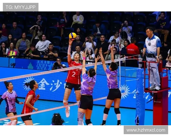 朱婷率领中国女排鏖战意大利再现巅峰对决展现王者气势 朱婷率领中国女排鏖战意大利再现巅峰对决展现王者气势